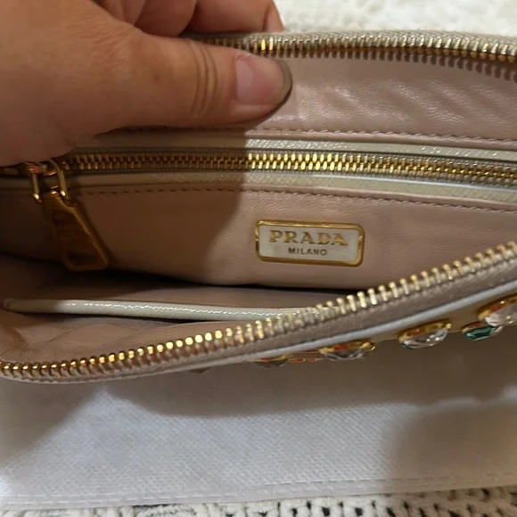 Prada Bag - Picture 17 of 17